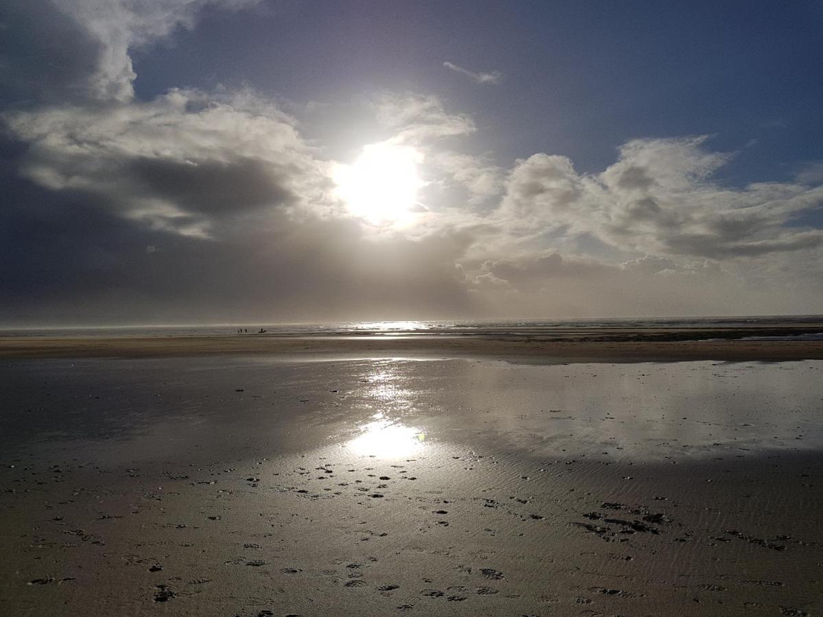157 Amour Caravan Tywyn Buitenkant foto