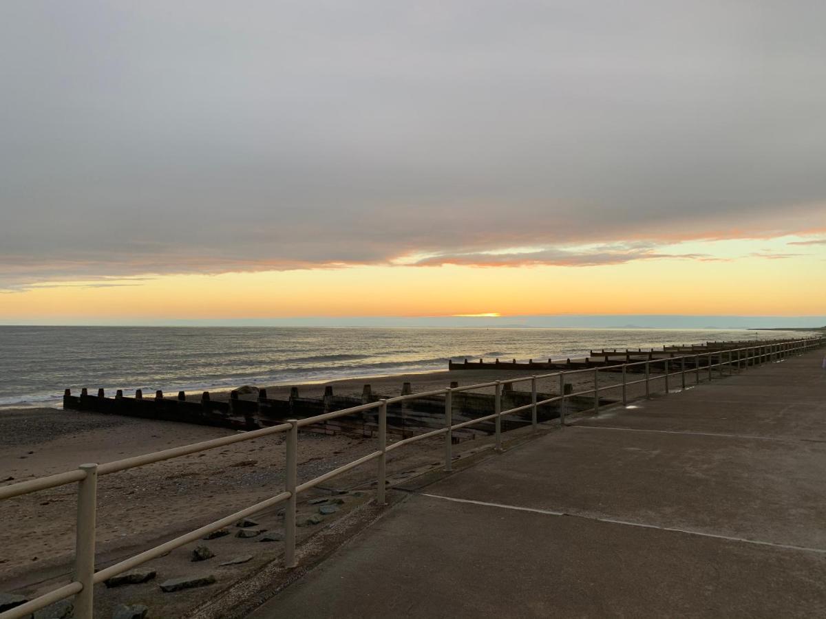 157 Amour Caravan Tywyn Buitenkant foto